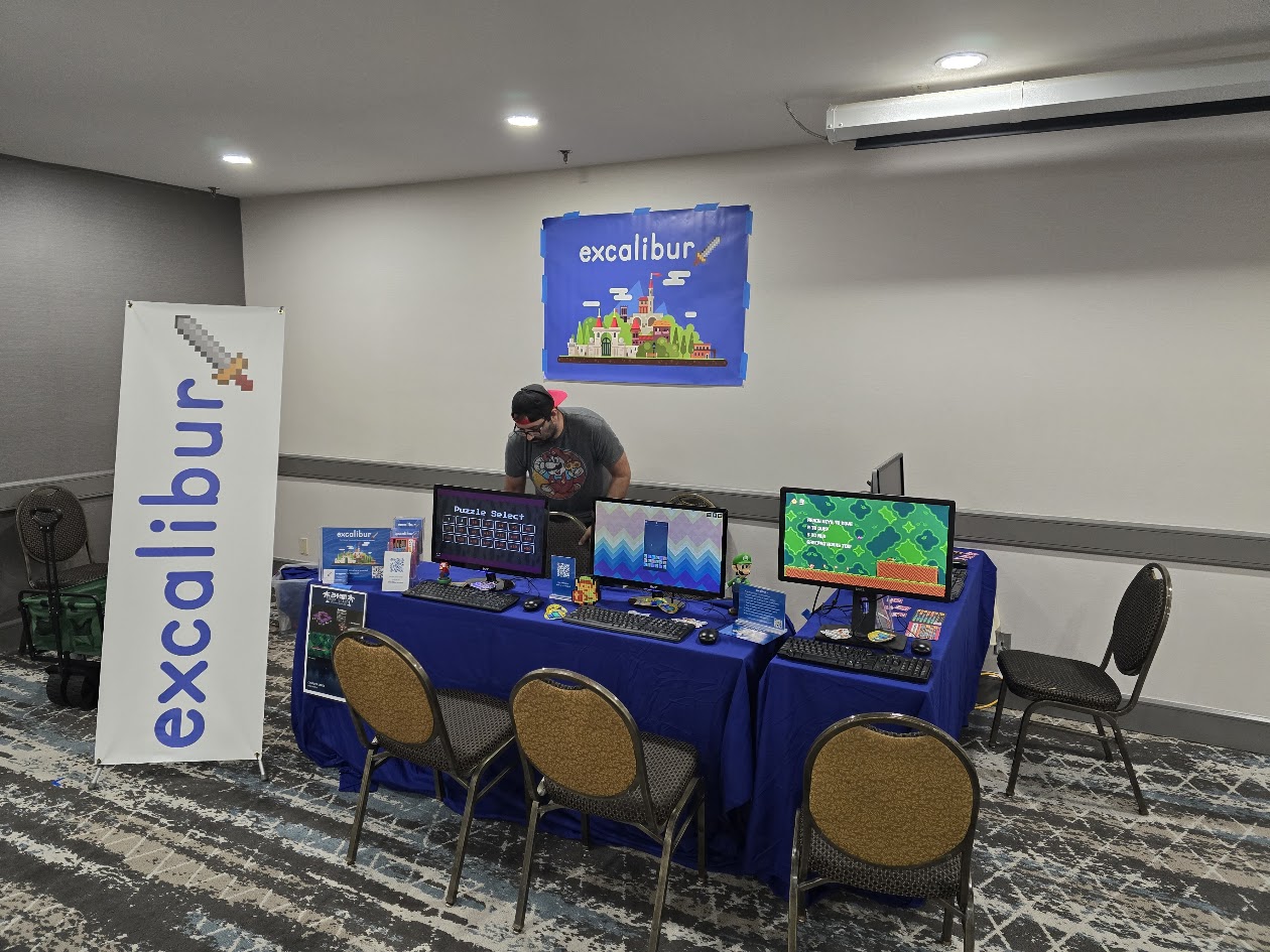 booth at 2D con, Kamran is setting up